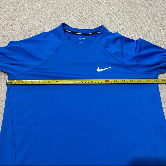 Nike Swim Dri Fit Long Sleeve Rash Guard Shirt. Size Medium. UPF 40+ Blue - Picture 9 of 10